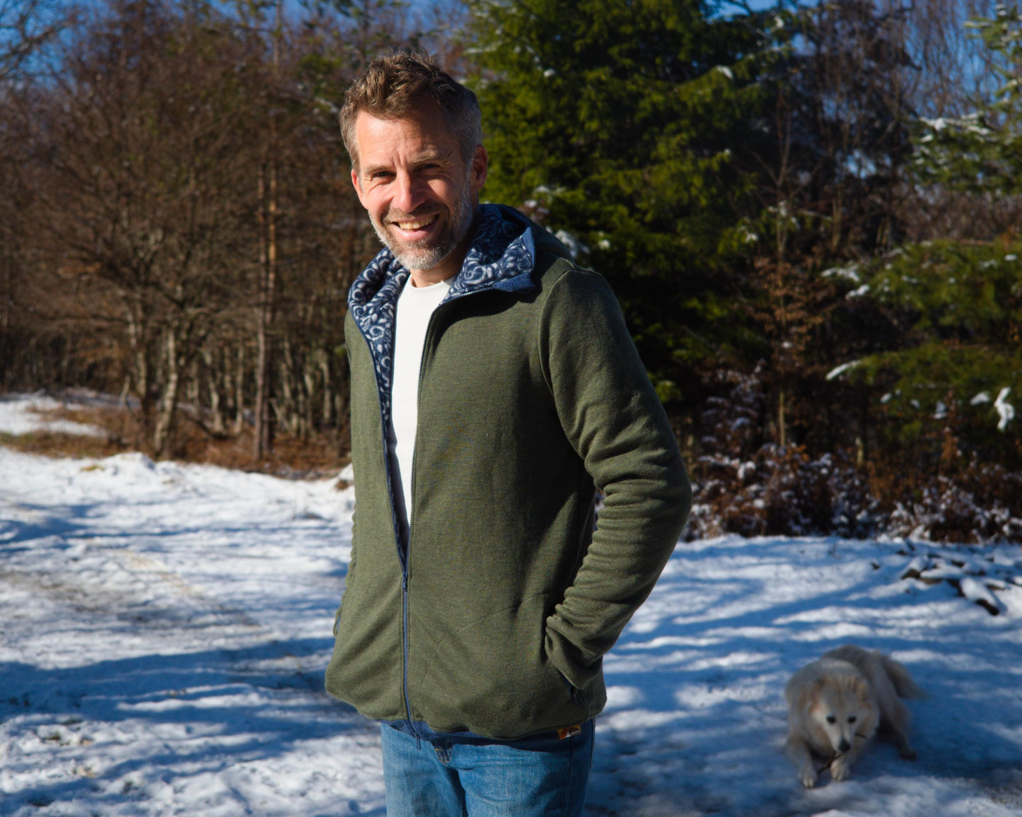 Double Merino Wool Hoodie with High Collar Hood and Zip-up Pockets