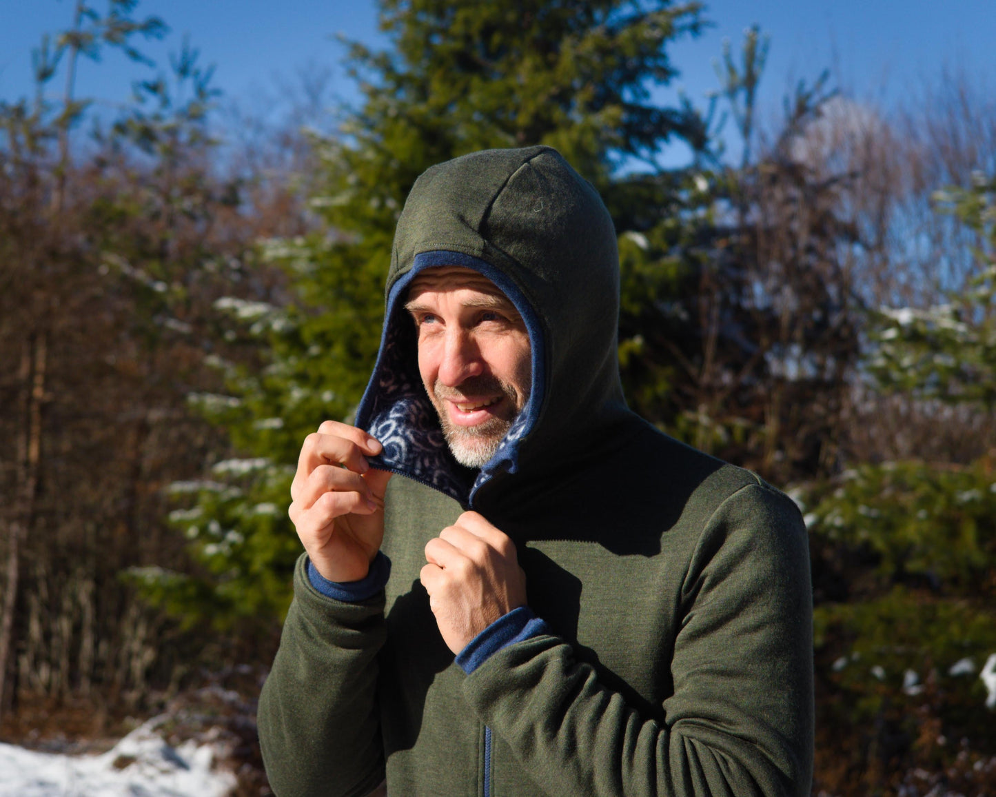 Double Merino Wool Hoodie with High Collar Hood and Zip-up Pockets