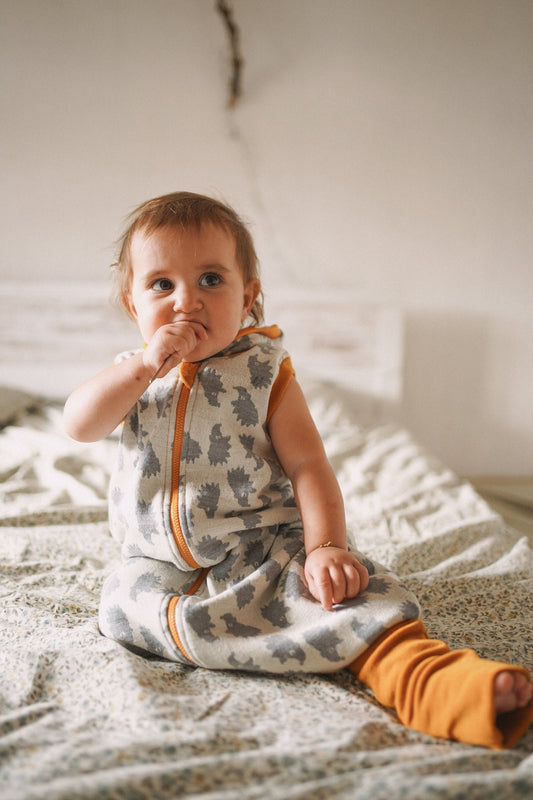 Merino Wool Sleeping Bag with Two-way Zipper and Closing Leg Cuffs