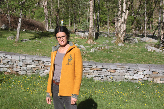 Merinojacke mit Reissverschluss und Taschen