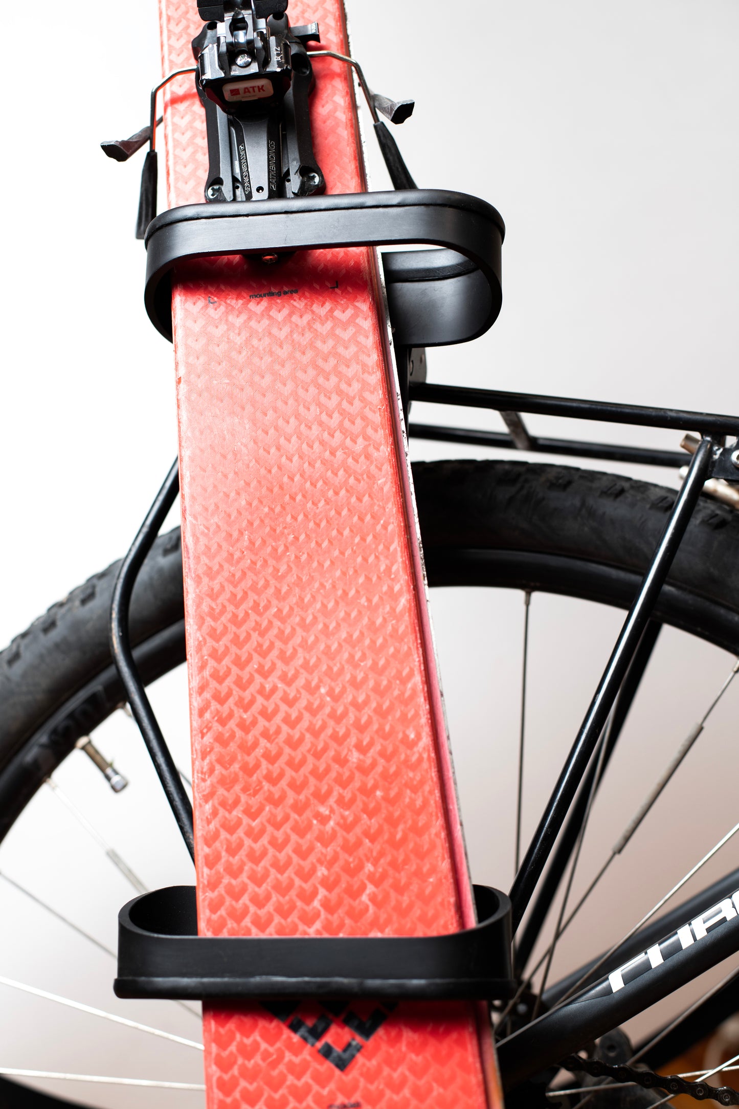 Aluminum ski rack for bike